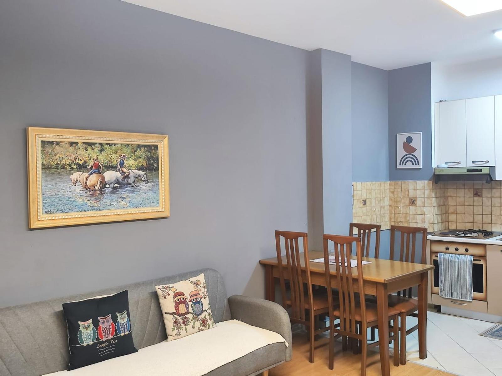 The Best Guesthouse In Tirana Extérieur photo